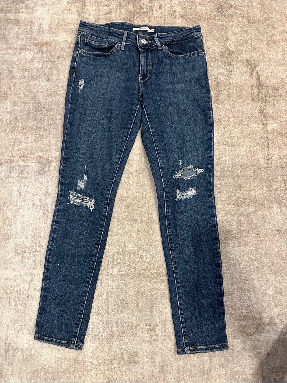 711 Skinny Jean Dark Blue Distressed